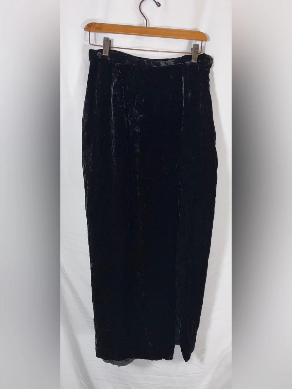VINTAGE Donna Karan Essentials Black Velvet Long Skirt Size 4/6 High Waisted